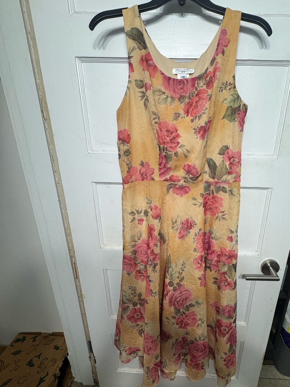 Floral Sleeveless Midi Dress with Pink Roses